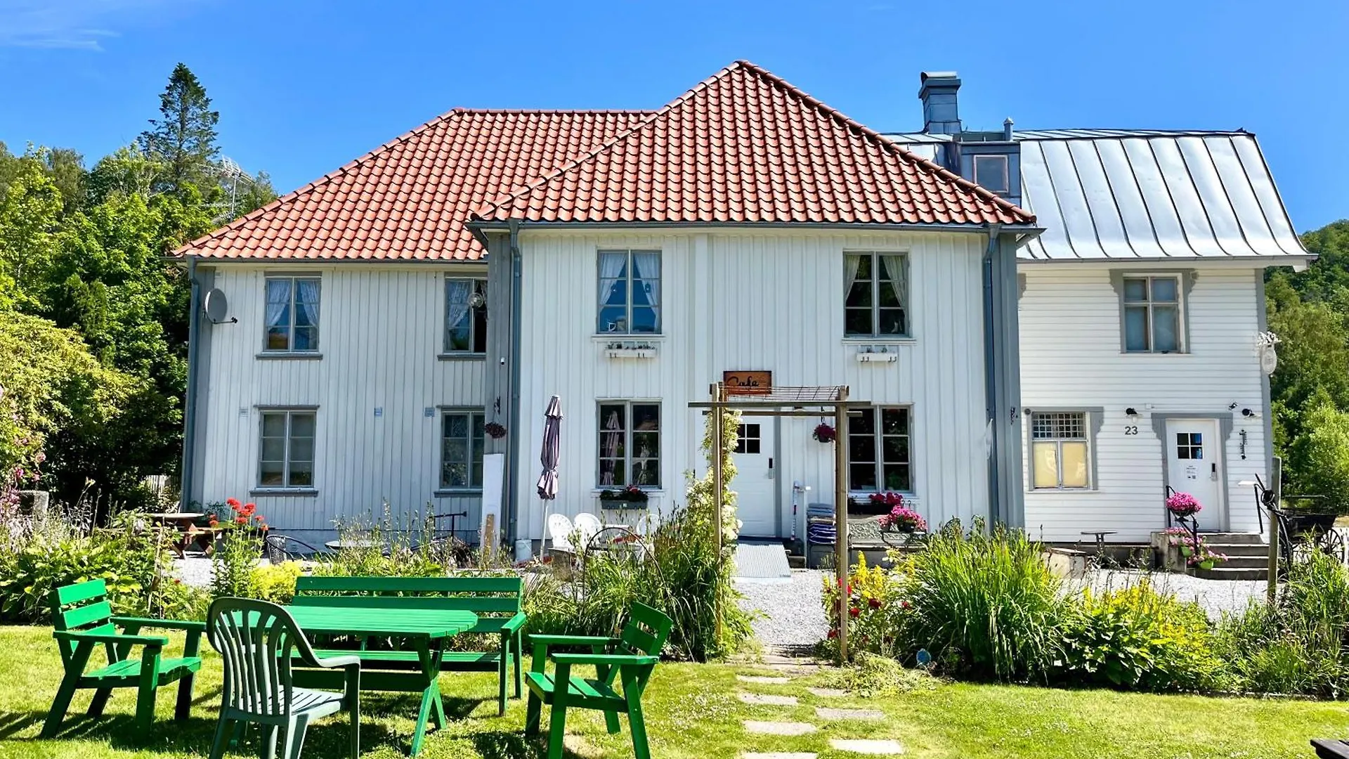 Where to Stay in Götaland: 14 Best Hotels for Couples